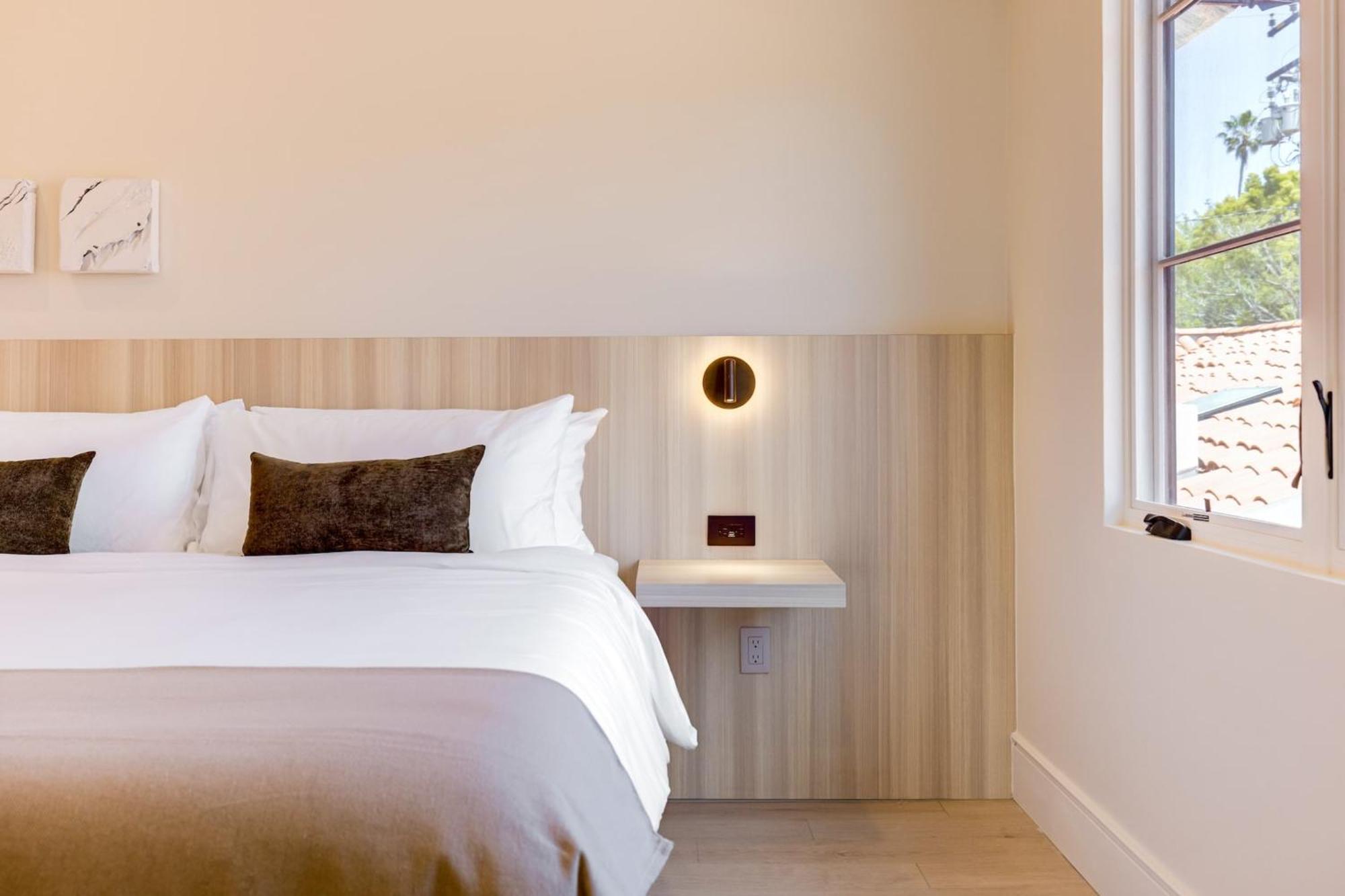 Casa De La Vina - Boutique Apartments In Downtown سانتا باربارا المظهر الخارجي الصورة
