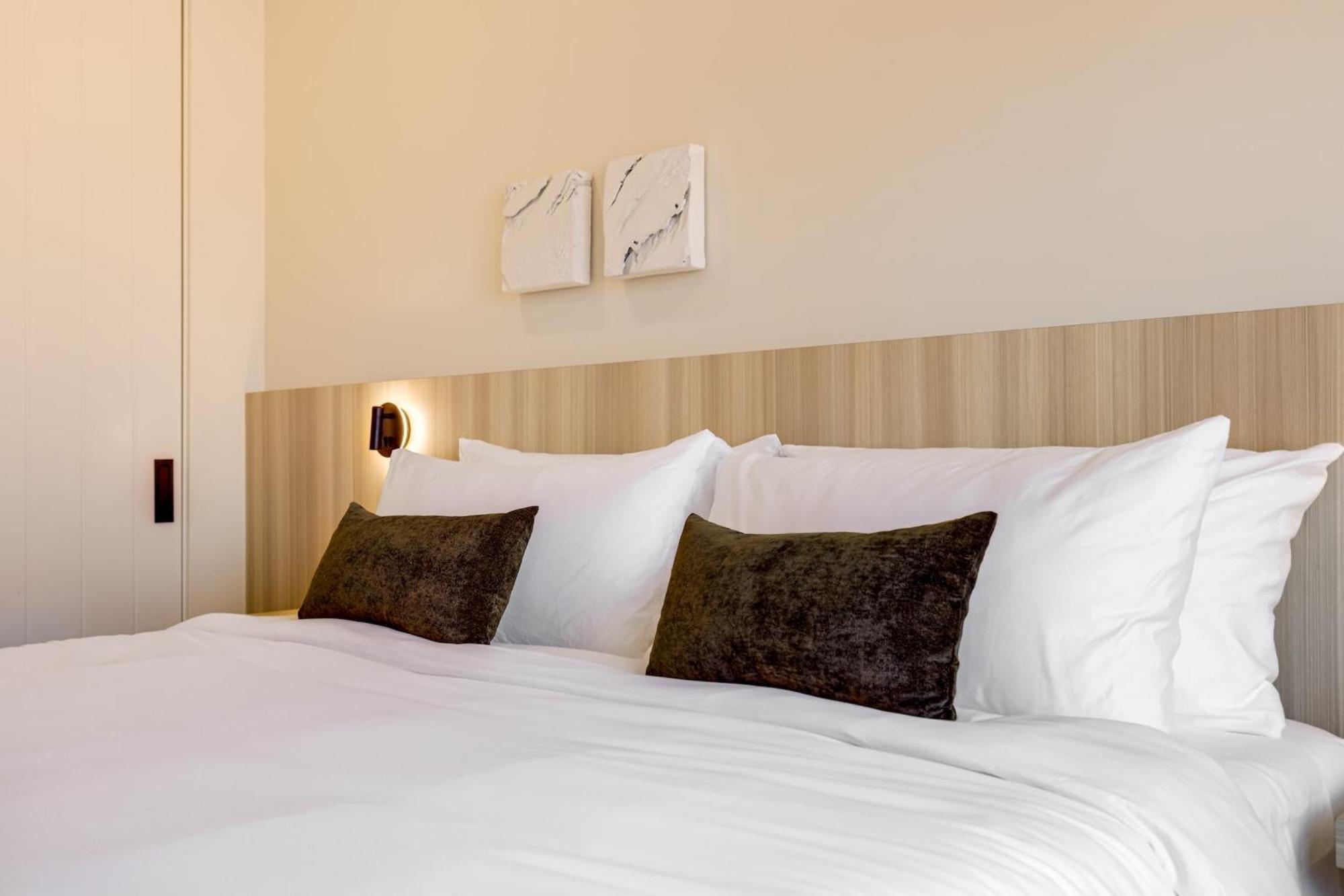 Casa De La Vina - Boutique Apartments In Downtown سانتا باربارا المظهر الخارجي الصورة