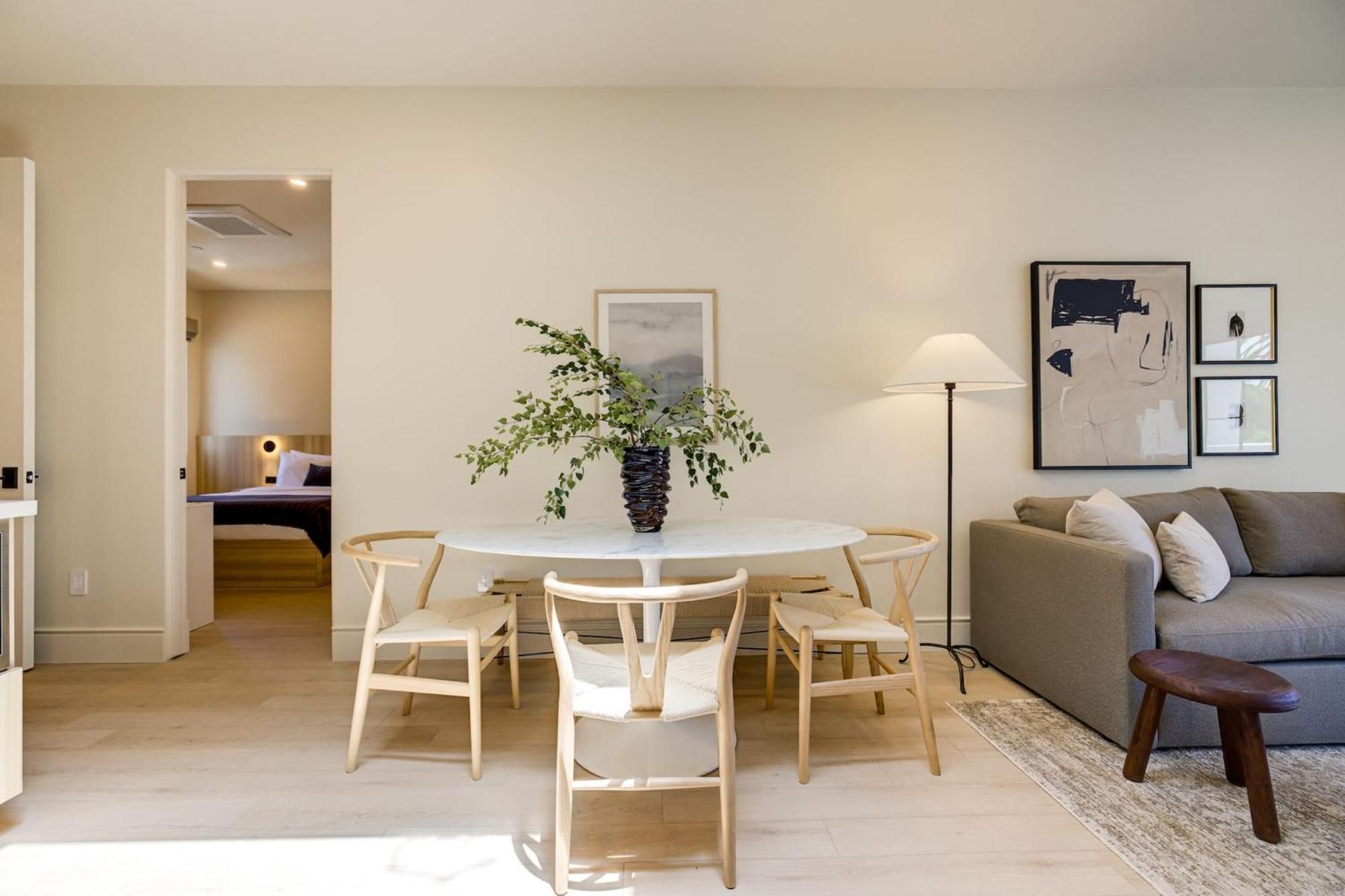 Casa De La Vina - Boutique Apartments In Downtown سانتا باربارا المظهر الخارجي الصورة