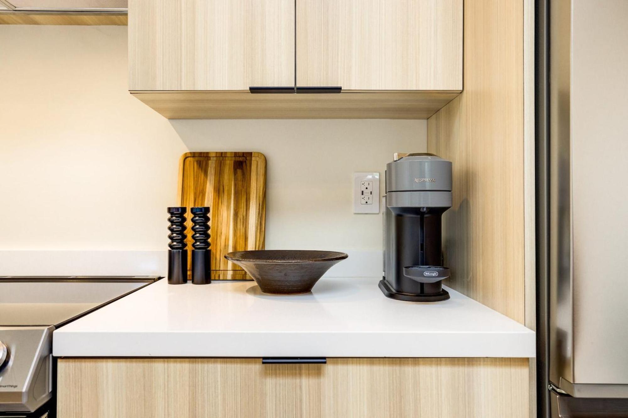 Casa De La Vina - Boutique Apartments In Downtown سانتا باربارا المظهر الخارجي الصورة